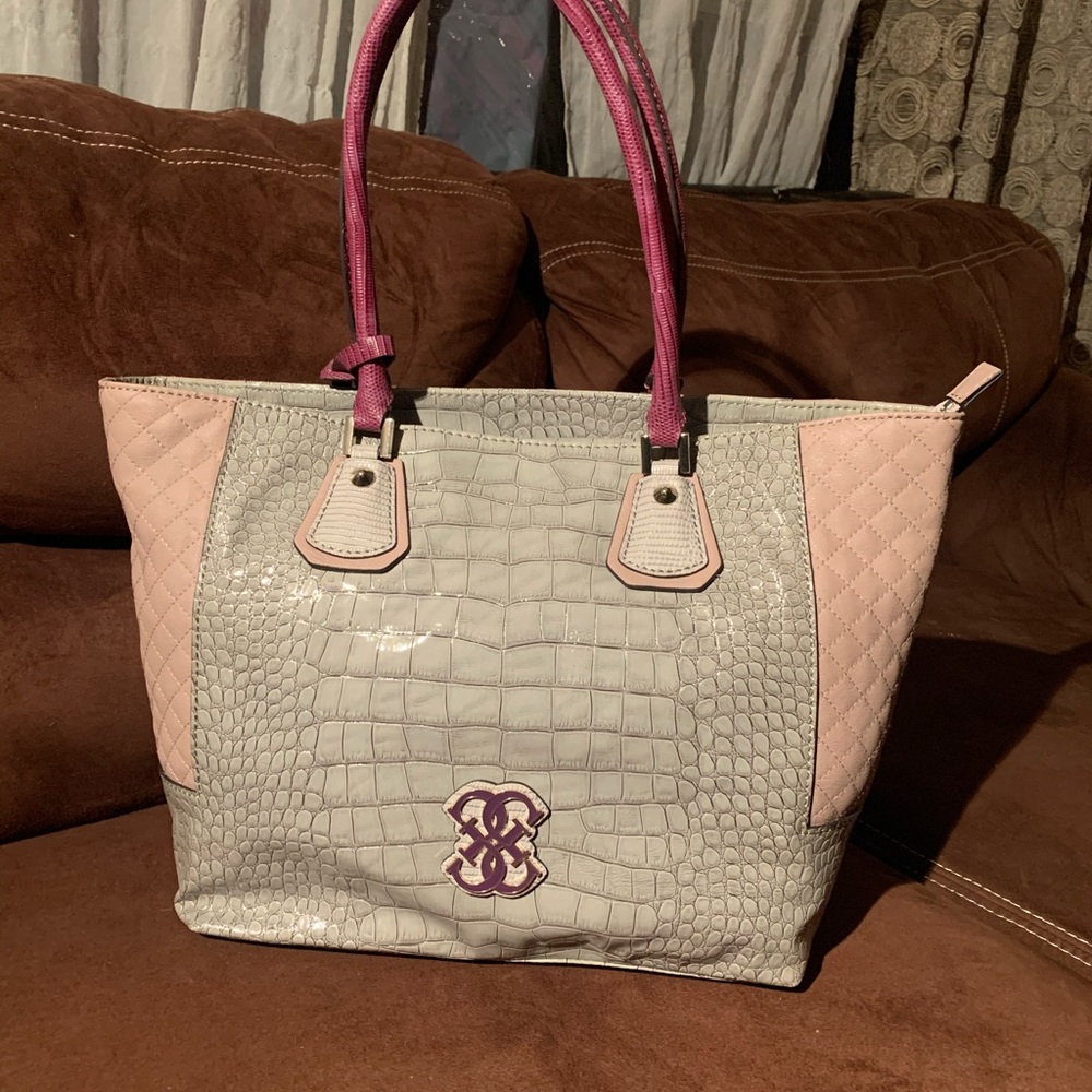 Guess hand bag